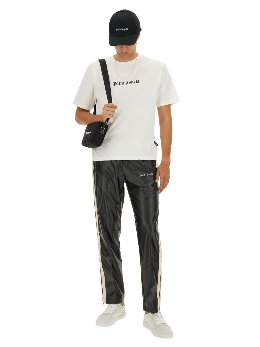 T-SHIRT WITH LOGO