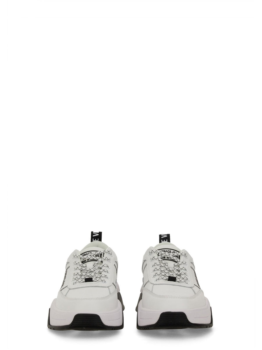 SNEAKER WITH LOGO