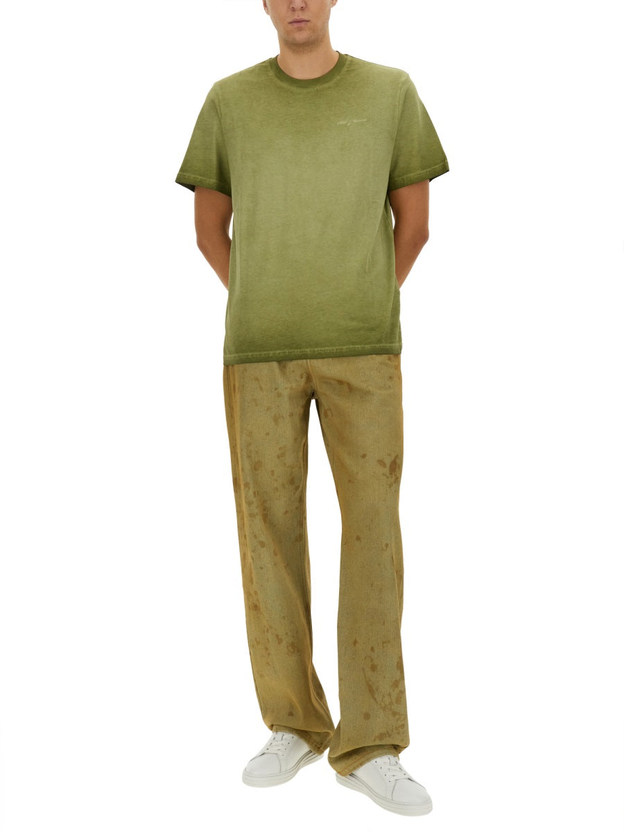 T-SHIRT WITH LOGO