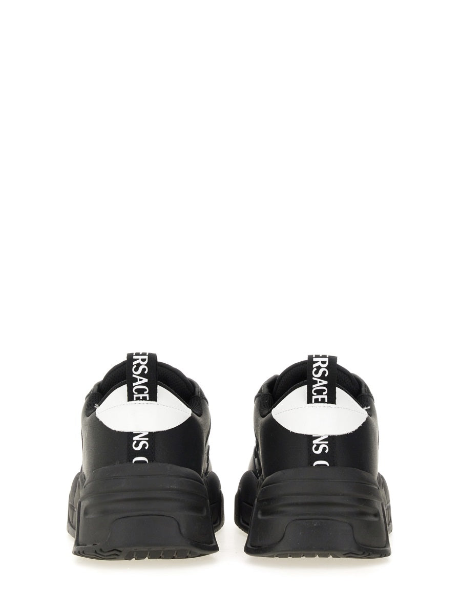 SNEAKER WITH LOGO
