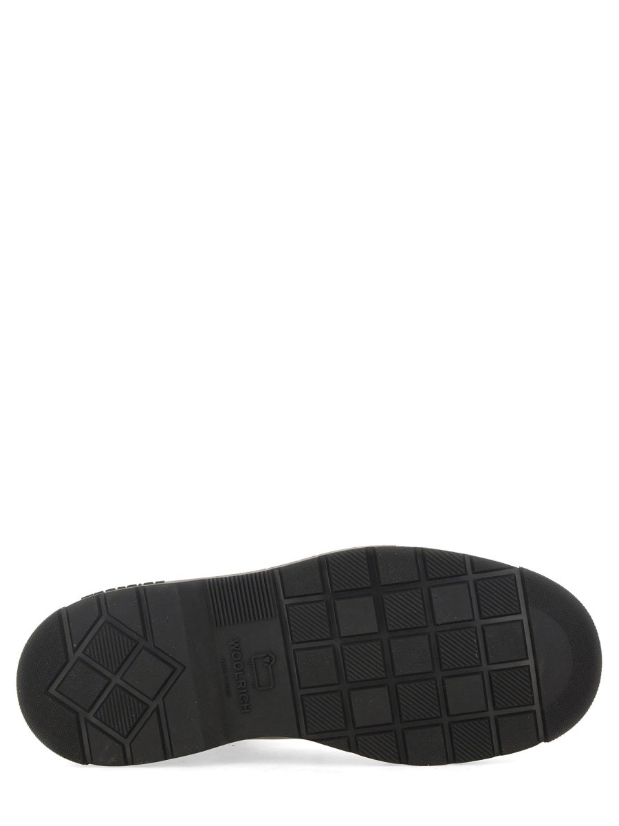 LEATHER AMPHIBIAN