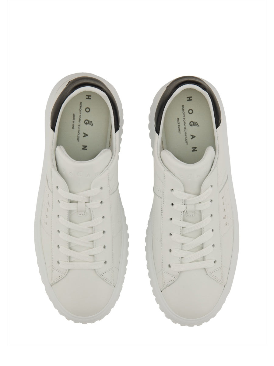 LEATHER SNEAKER