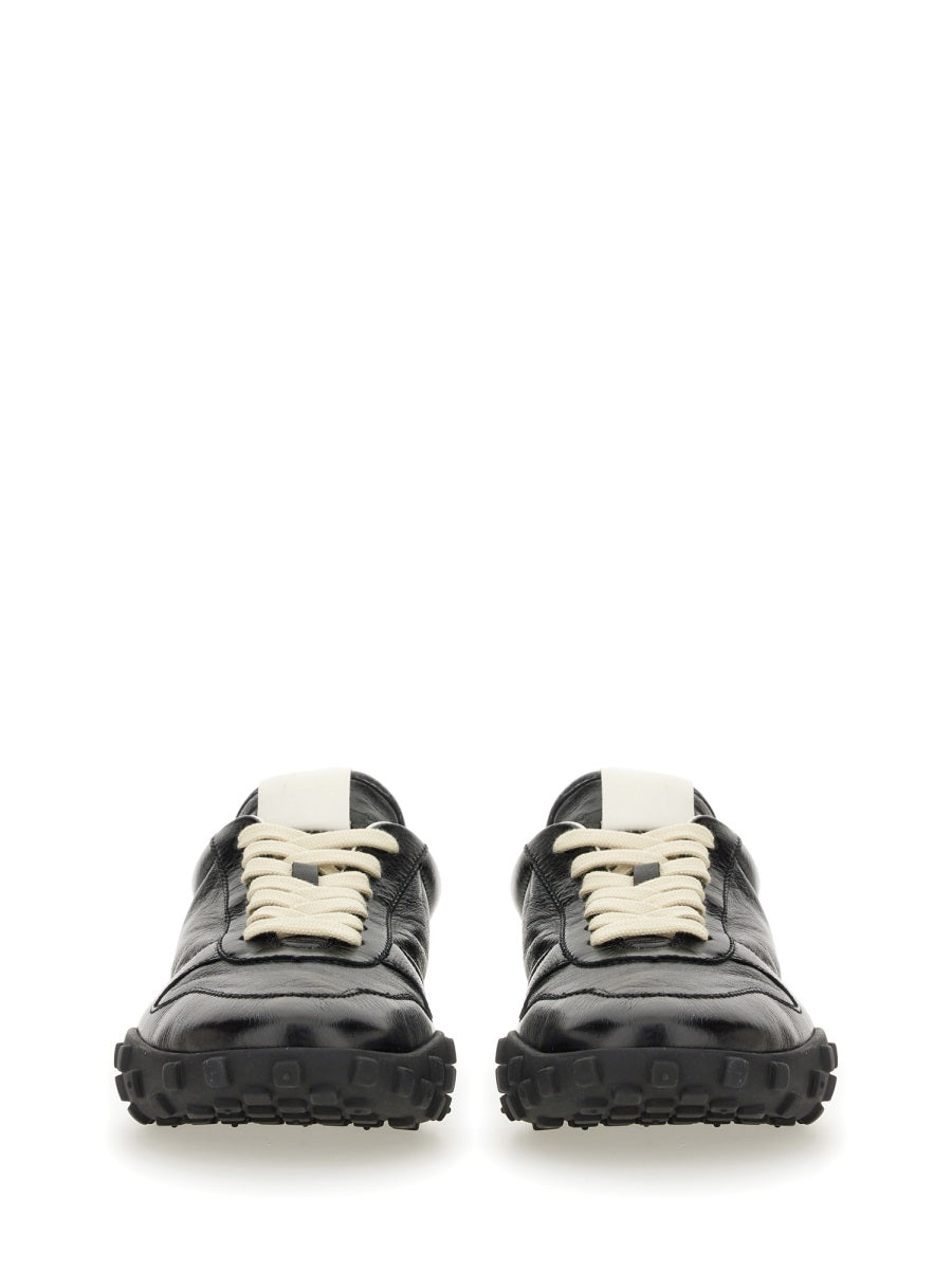 LOW LEATHER SNEAKER