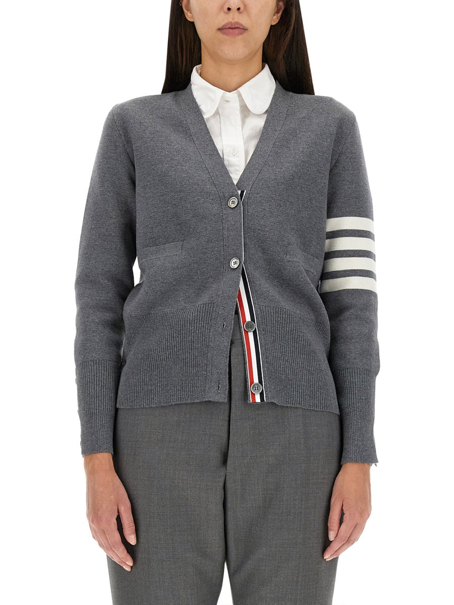 V-NECK CARDIGAN