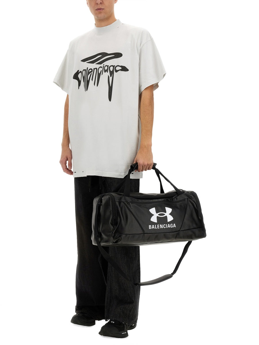 OVERSIZE T-SHIRT