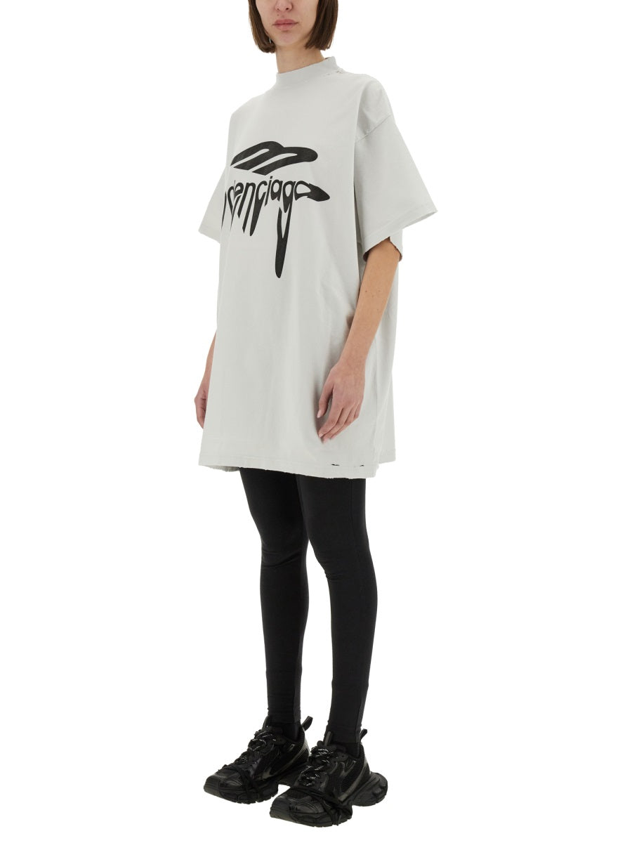 OVERSIZE T-SHIRT