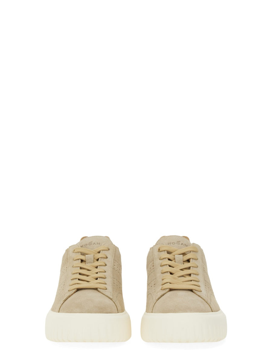 SUEDE SNEAKER