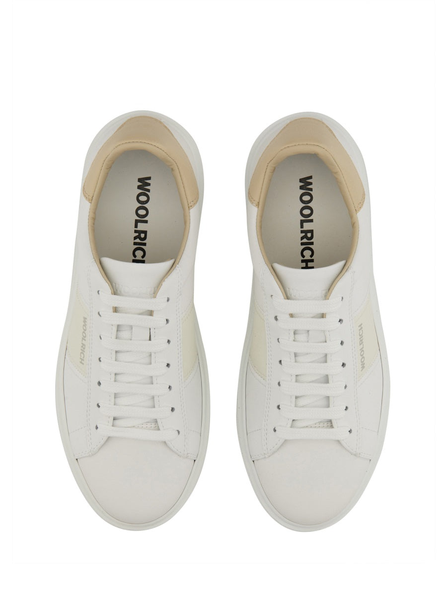 "CLASSIC COURT" SNEAKER