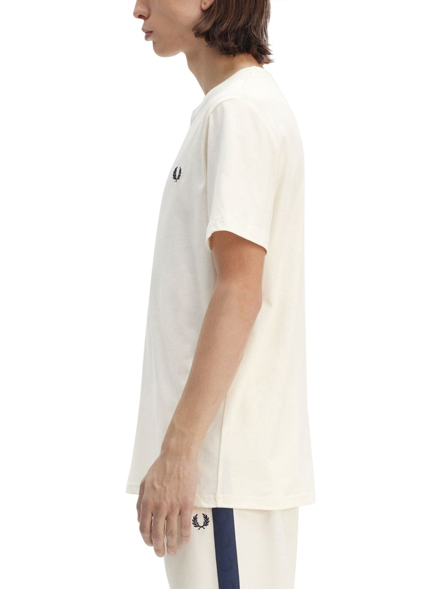 CLASSIC T-SHIRT