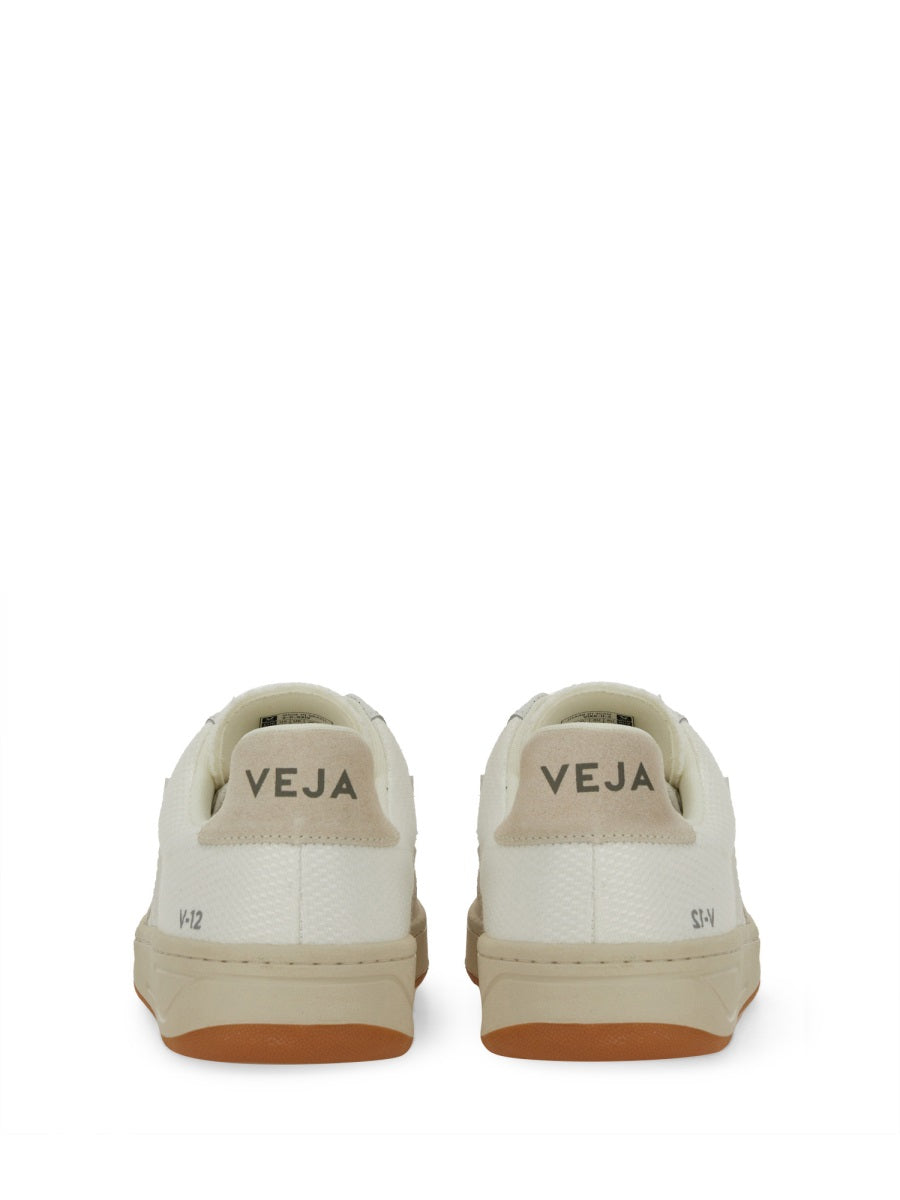 SNEAKER "V-12"