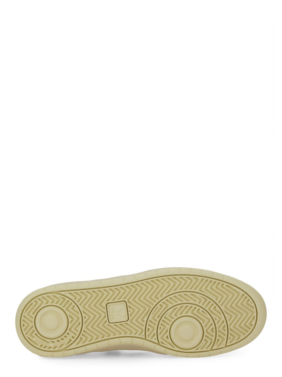 SNEAKER "V-10"