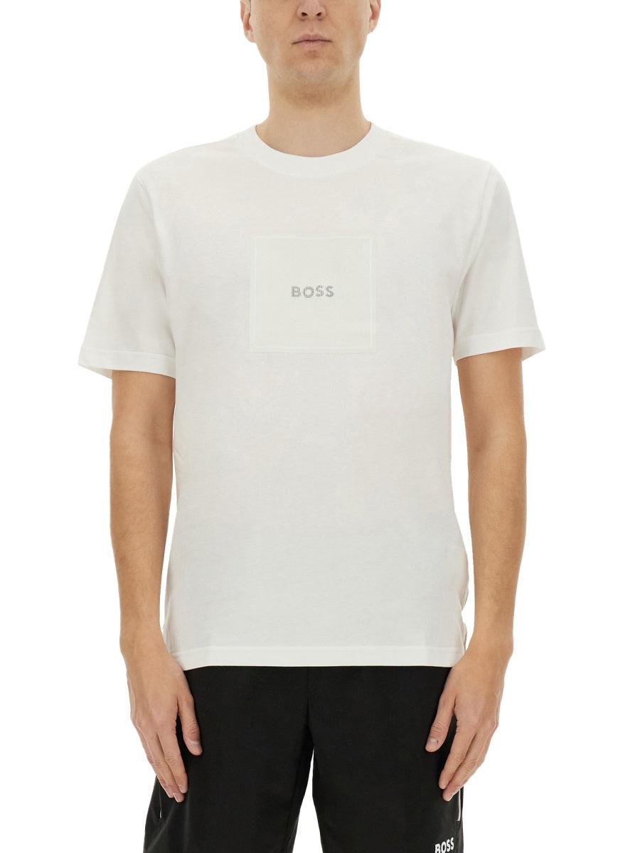 T-SHIRT WITH LOGO