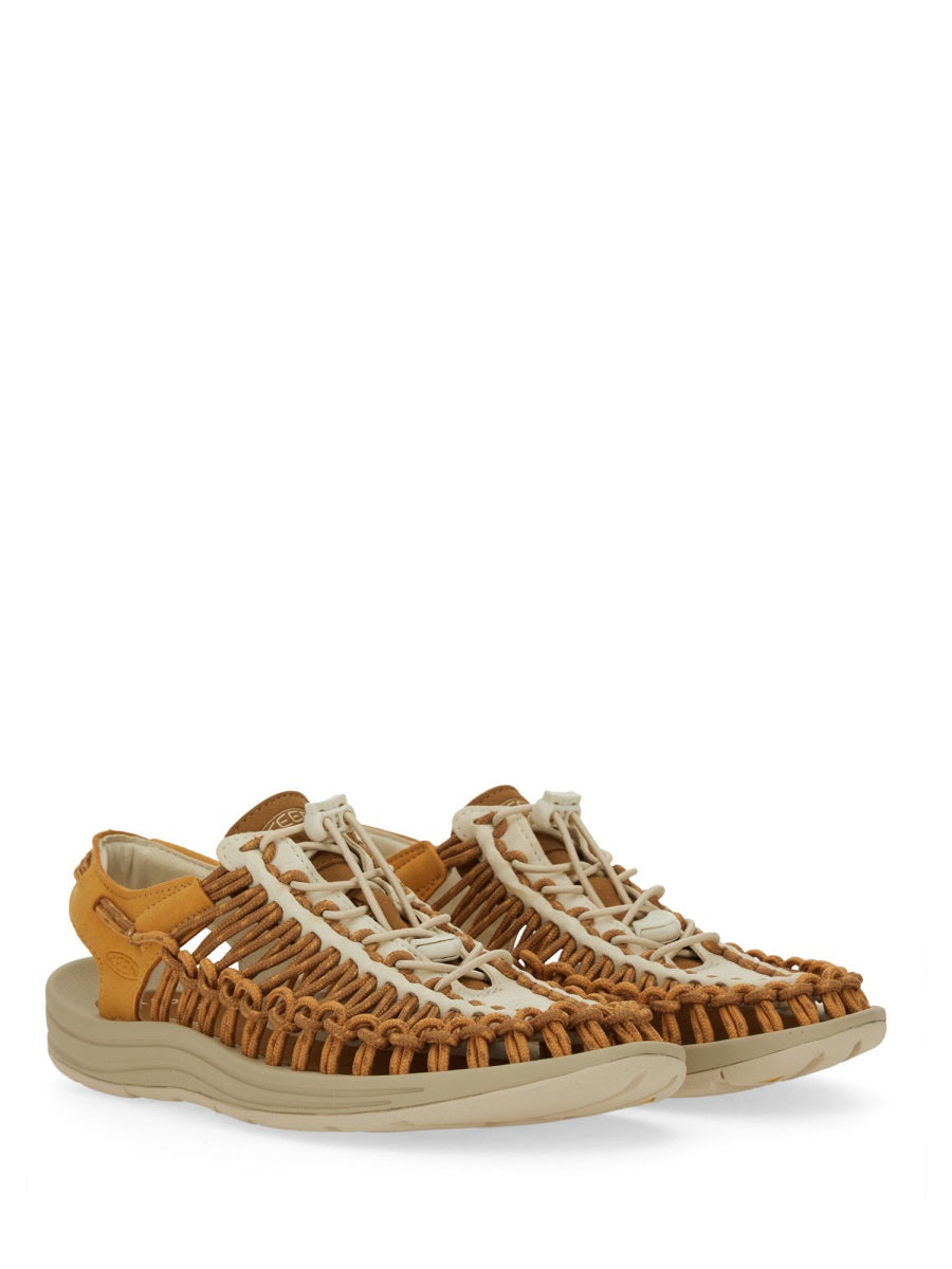 "UNEEK W-OAK" SANDAL