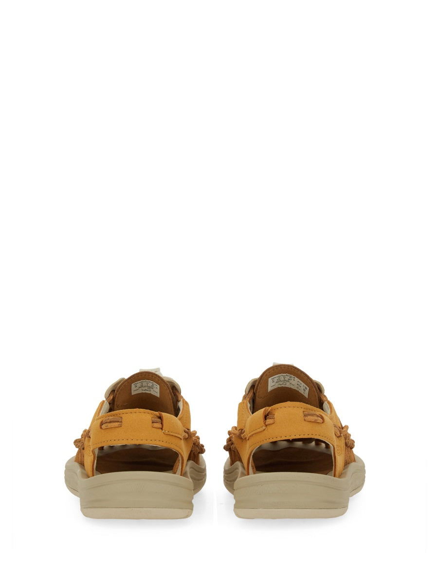 "UNEEK W-OAK" SANDAL