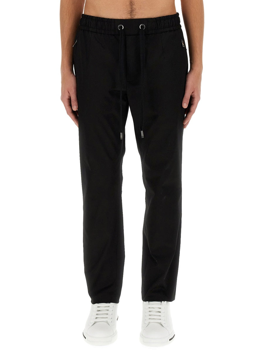 JOGGING PANTS WITH PLAQUE