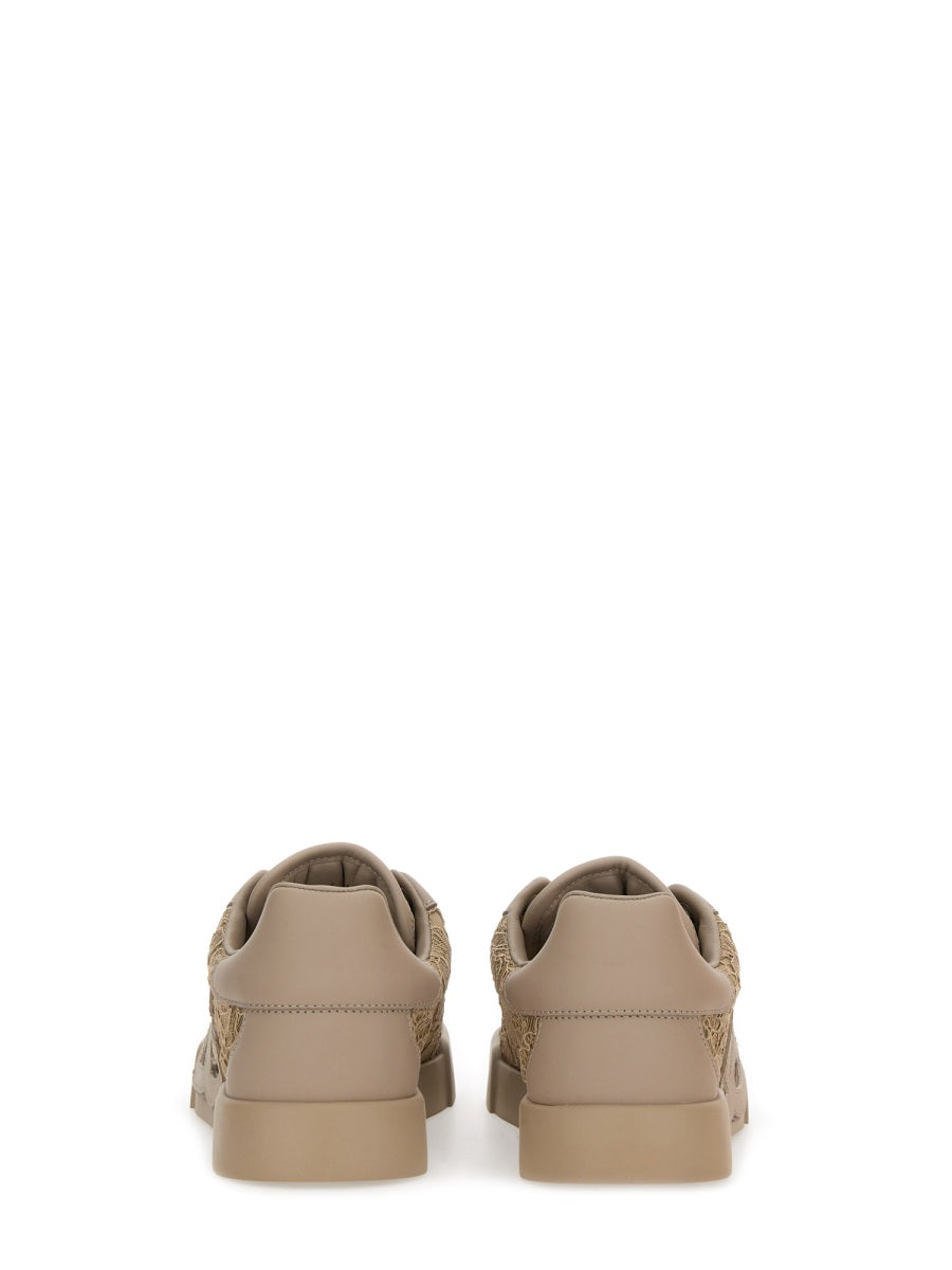 SNEAKER WITH EMBROIDERY