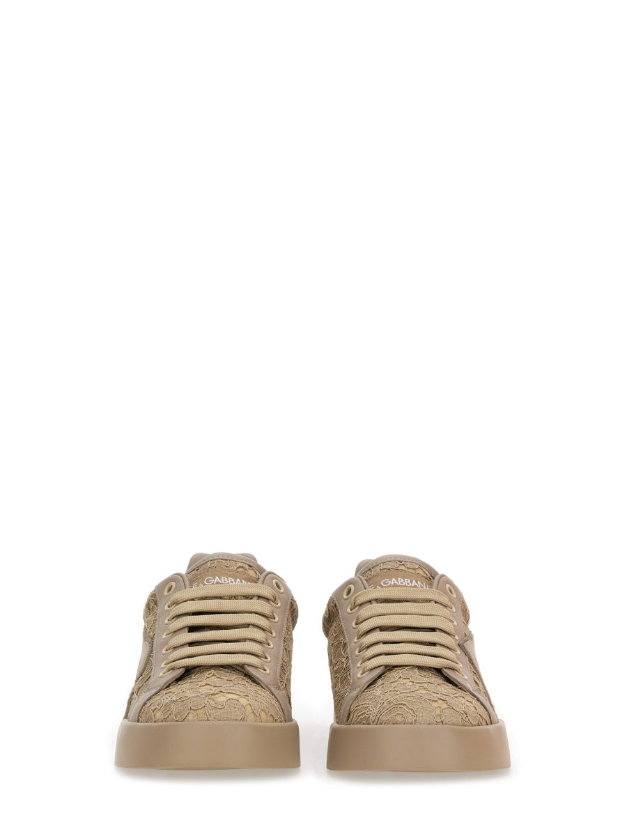 SNEAKER WITH EMBROIDERY