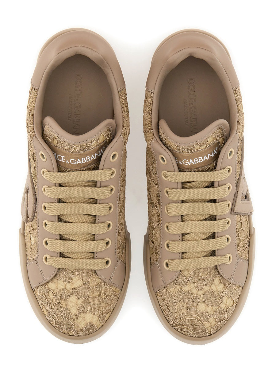 SNEAKER WITH EMBROIDERY