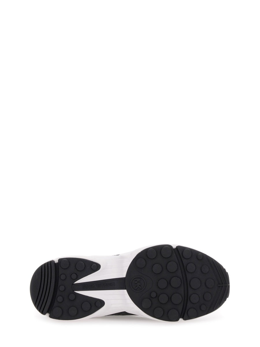 SNEAKER TRAINER