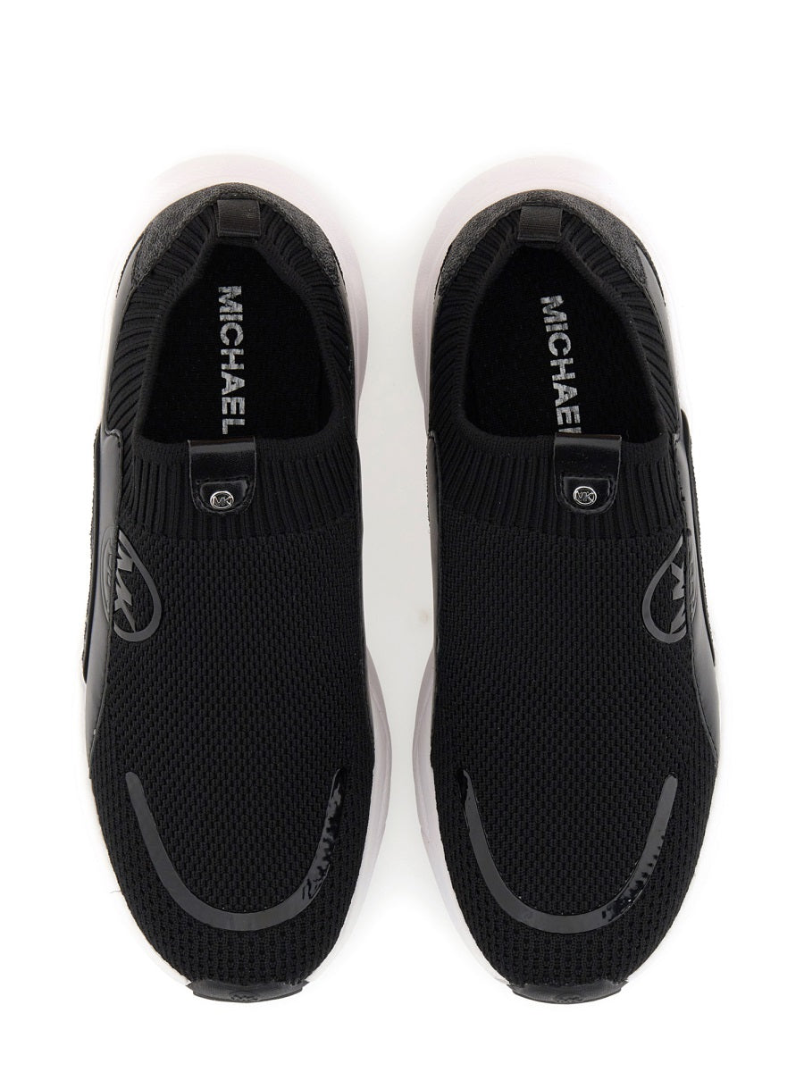 SNEAKER TRAINER