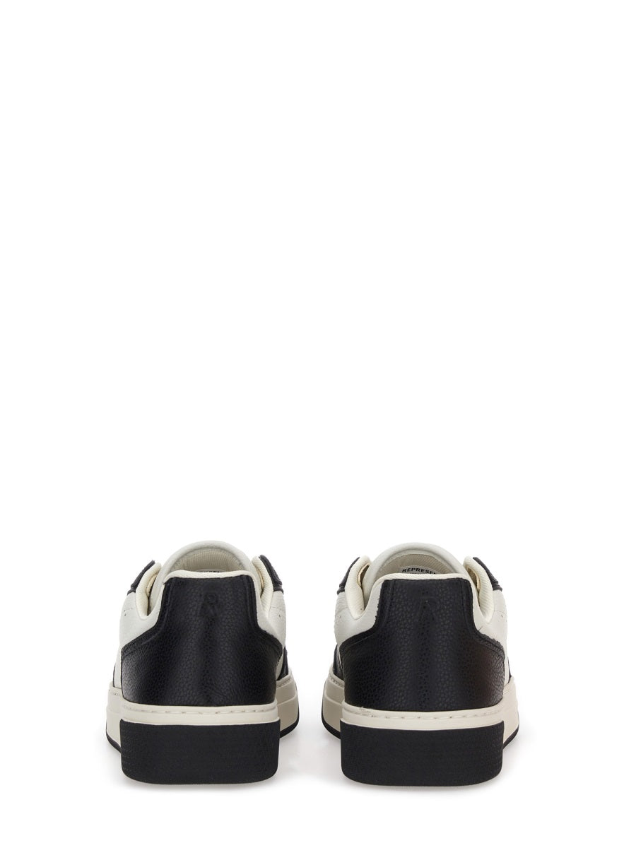 SNEAKER "INITIAL"
