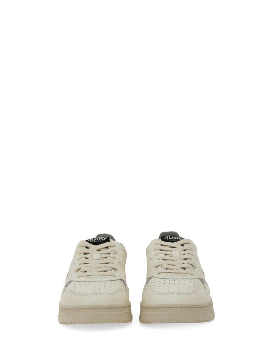 SNEAKER MEDALIST LOW