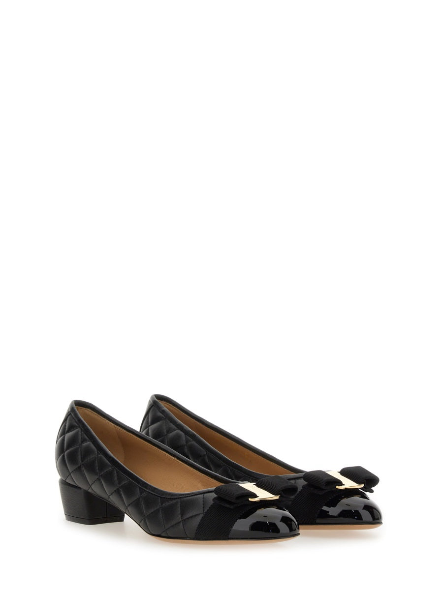 BOW NECKLINE VARA
