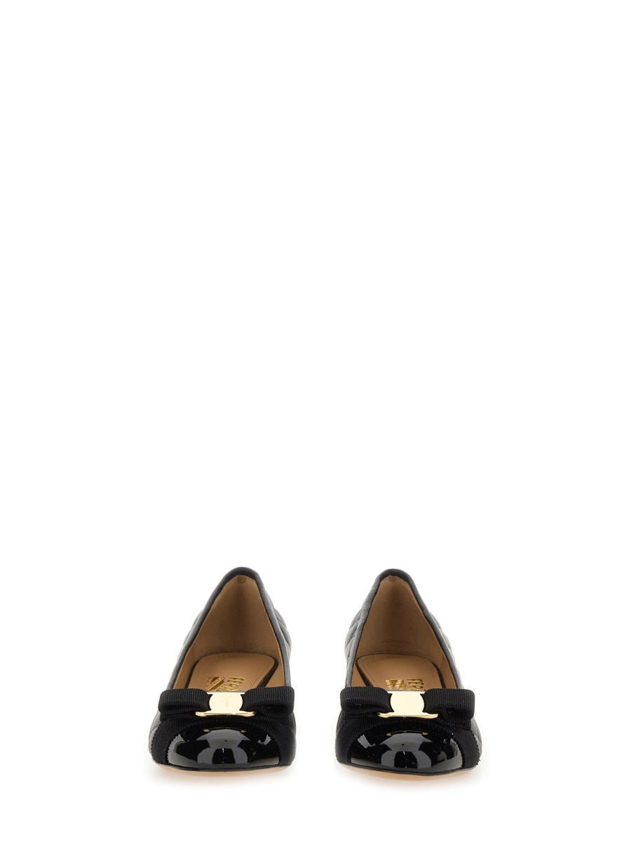 BOW NECKLINE VARA
