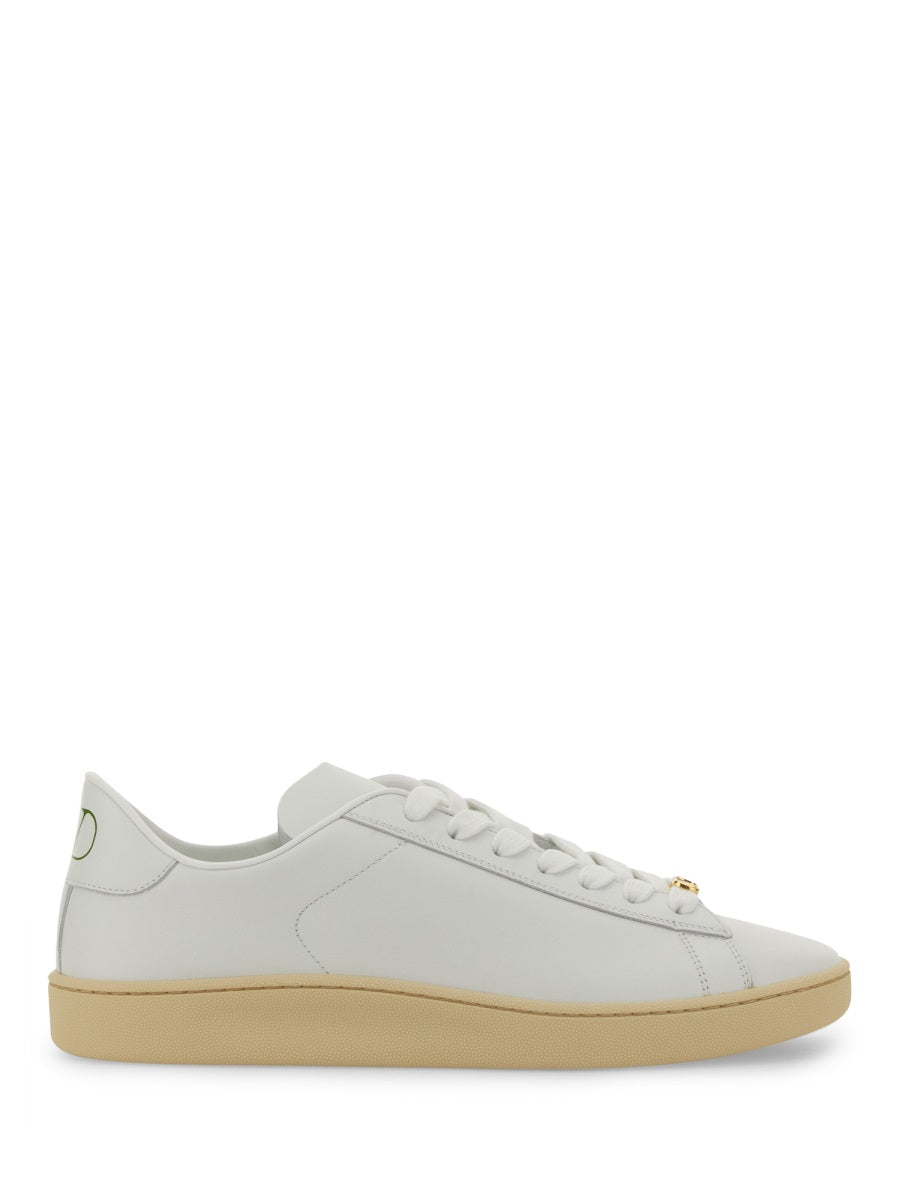LEATHER SNEAKER