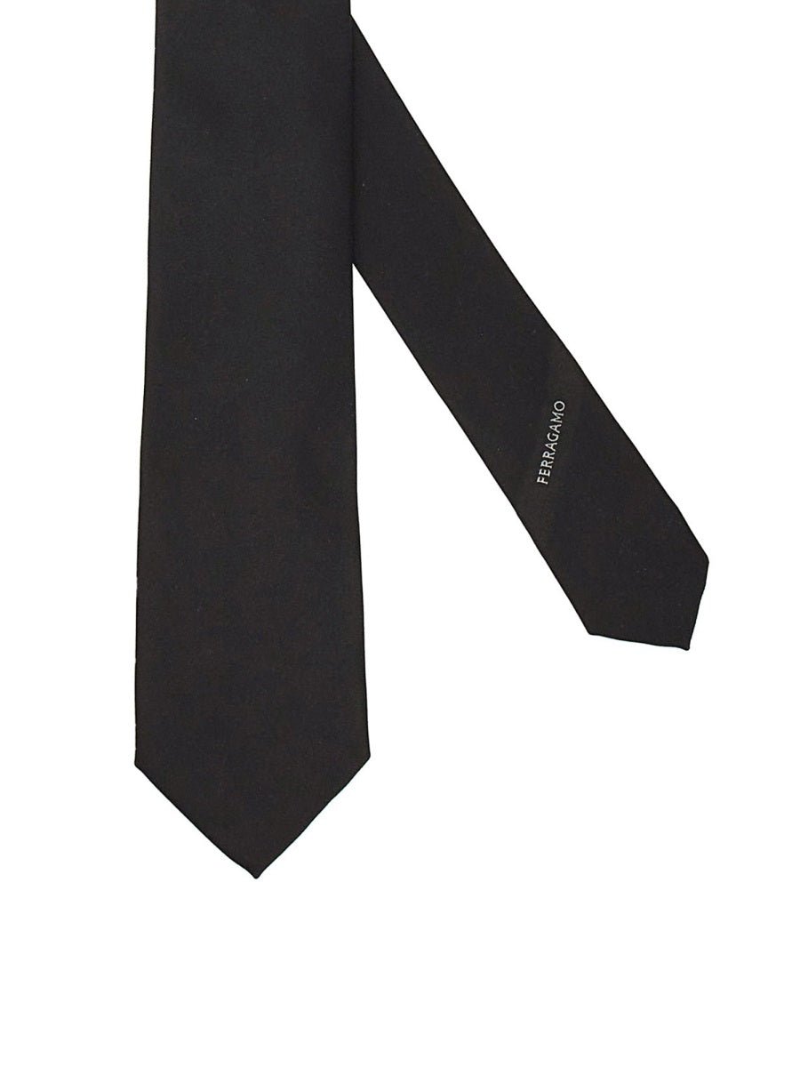 SILK TIE