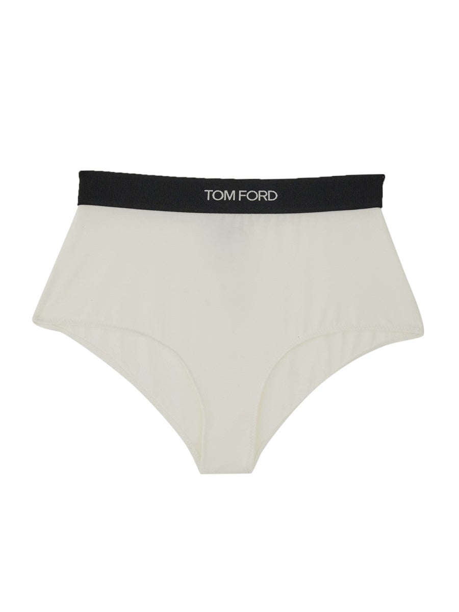 BRIEFS WITH LOGO
