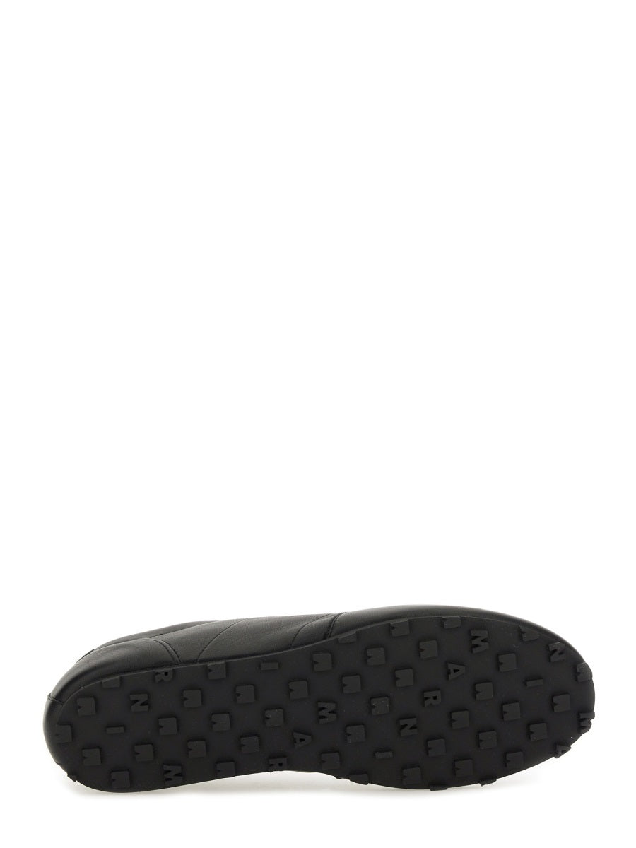 "SOFTY DOCCER" SNEAKER