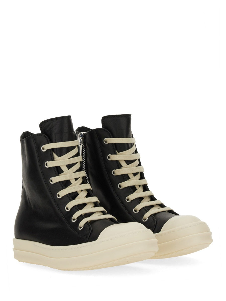 LEATHER SNEAKER