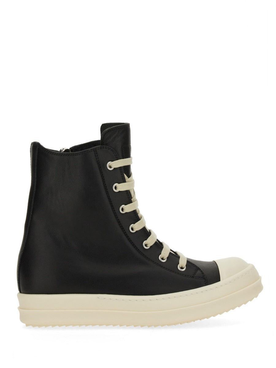 LEATHER SNEAKER