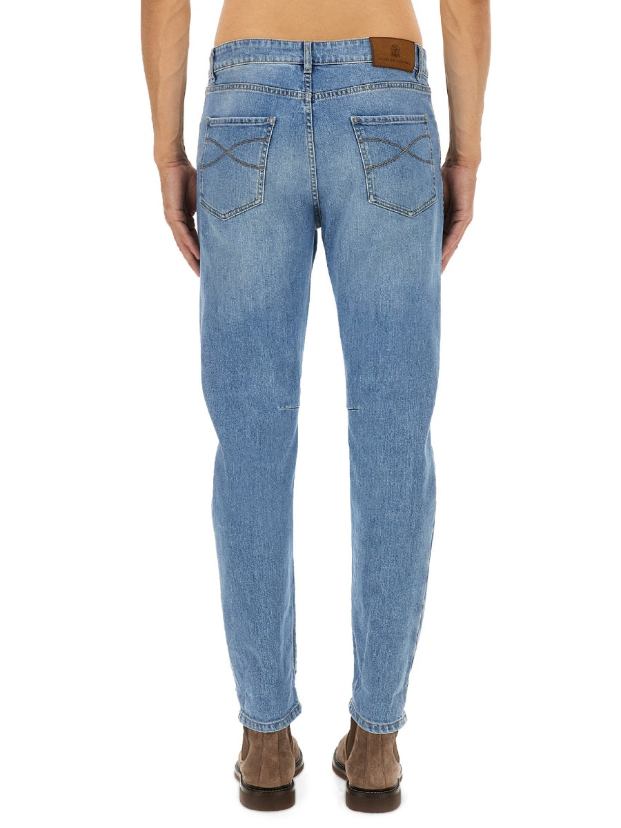 LEISURE FIT JEANS