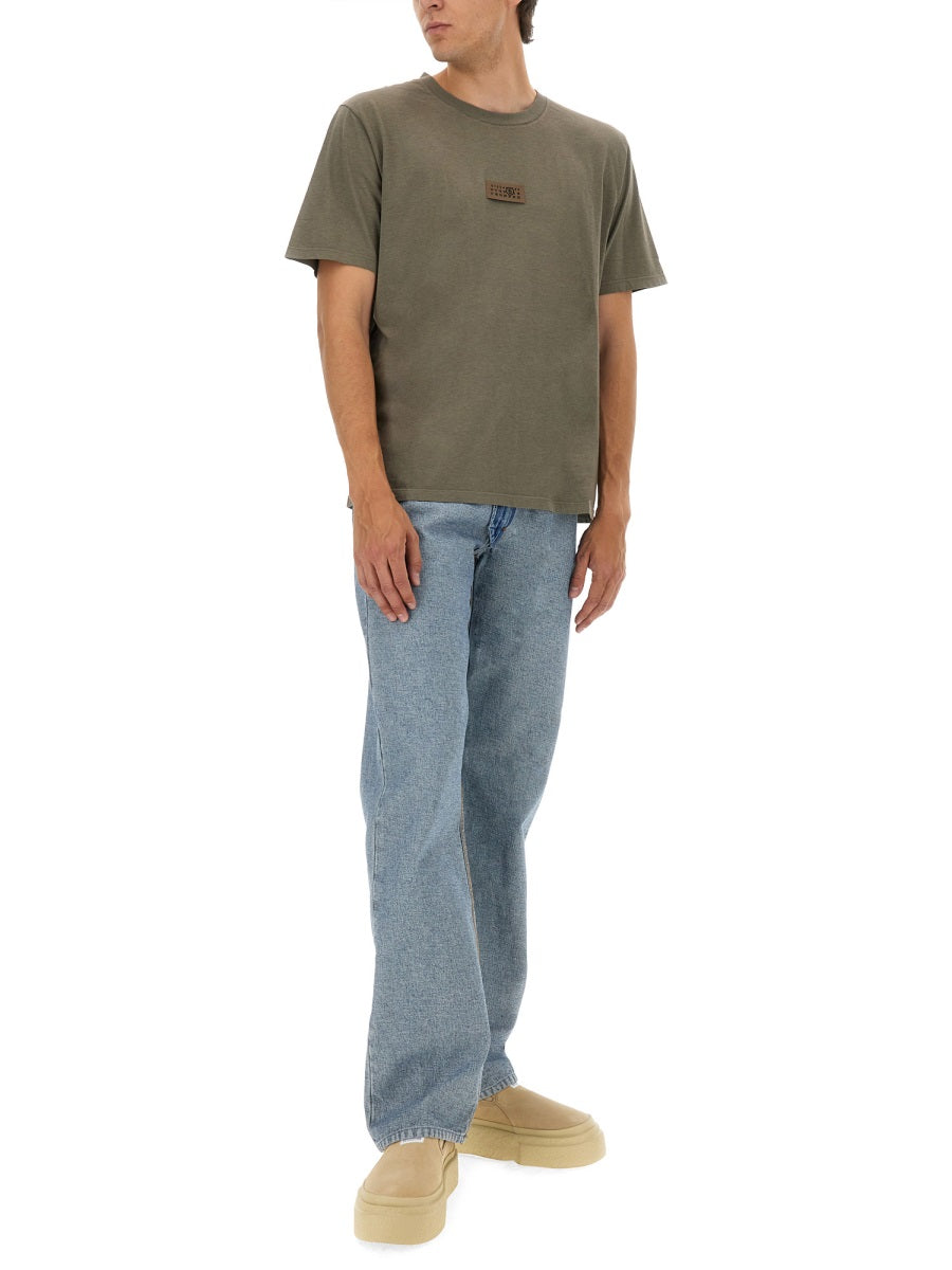 T-SHIRT WITH LOGO
