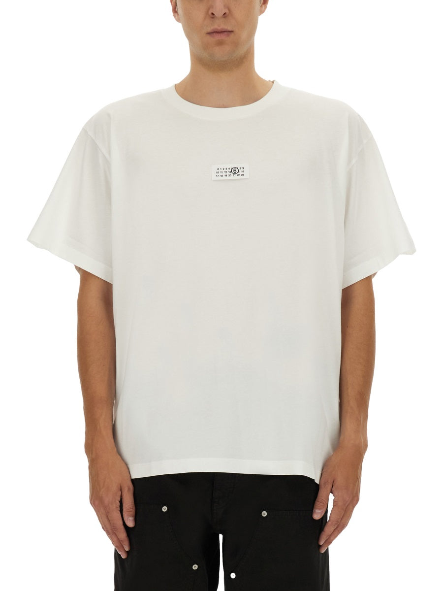 T-SHIRT WITH LOGO