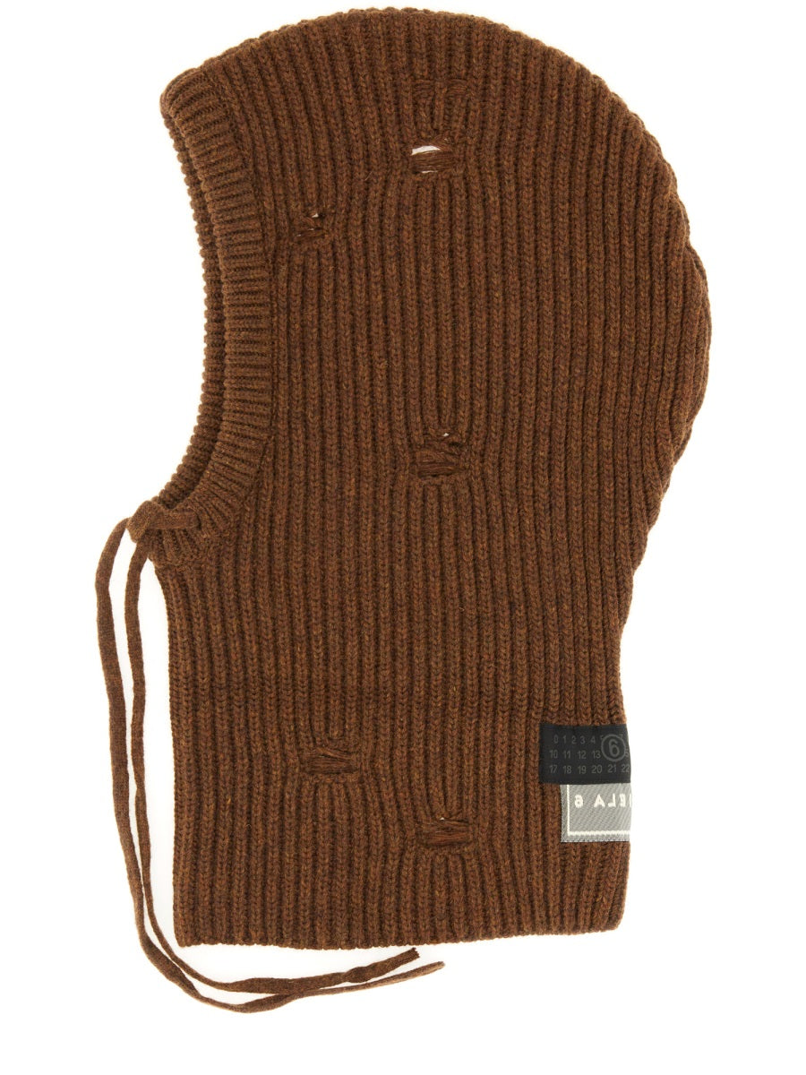 WOOLEN HOOD
