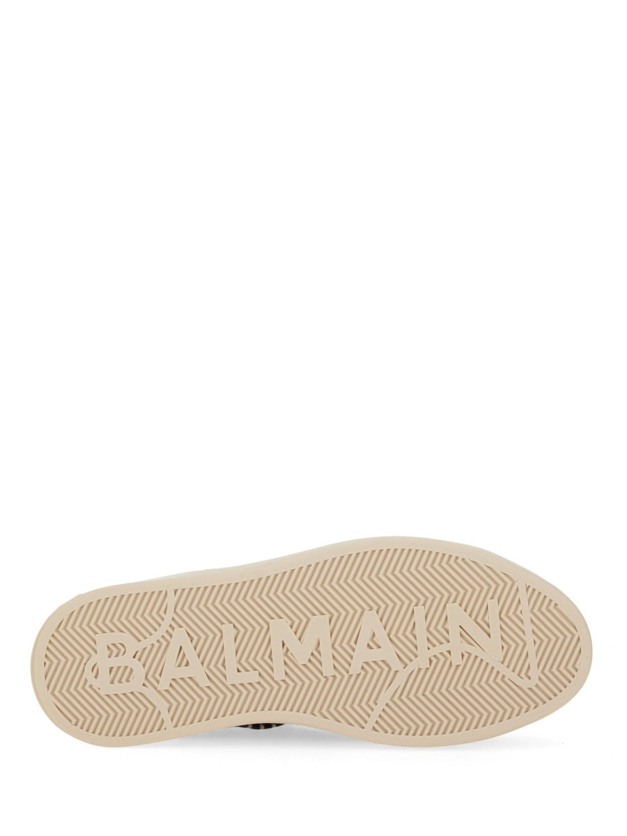 "B-COURT" SNEAKER