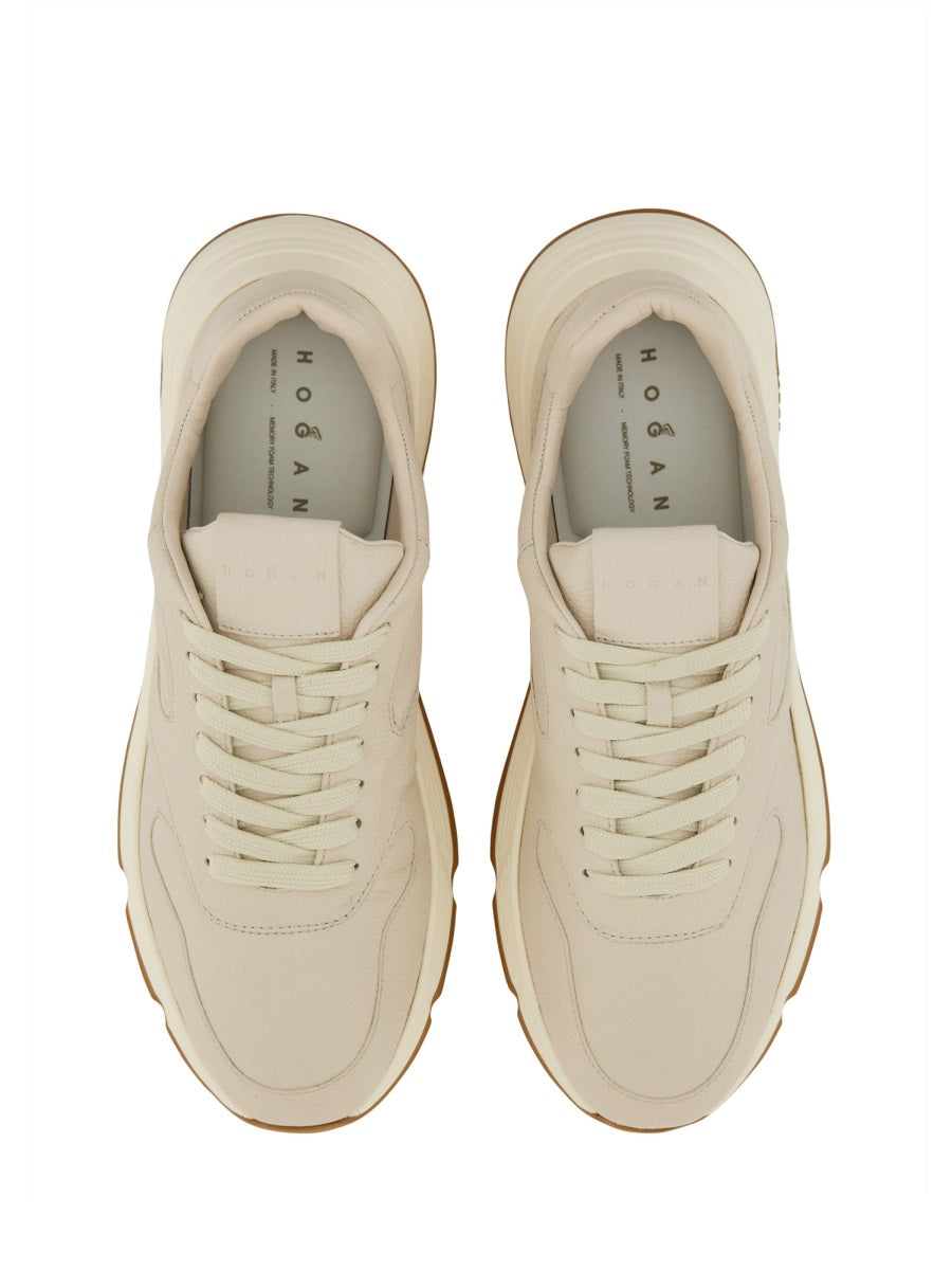 "HYPERLIGHT" SNEAKER
