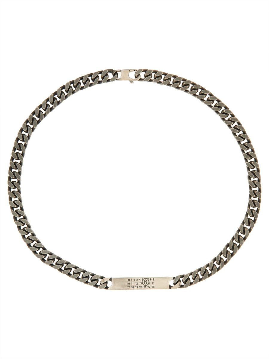 CHAIN NECKLACE