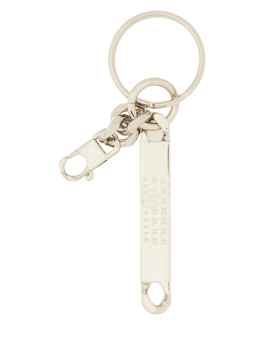 METAL KEYCHAIN