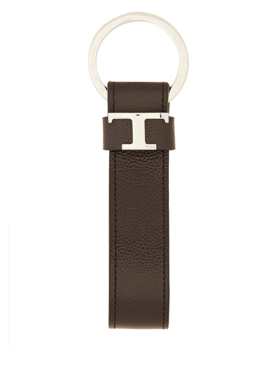 "T TIMELESS" LOGO KEYCHAIN