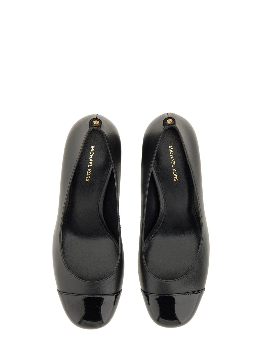 "PEARL FLEX" LEATHER PUMPS