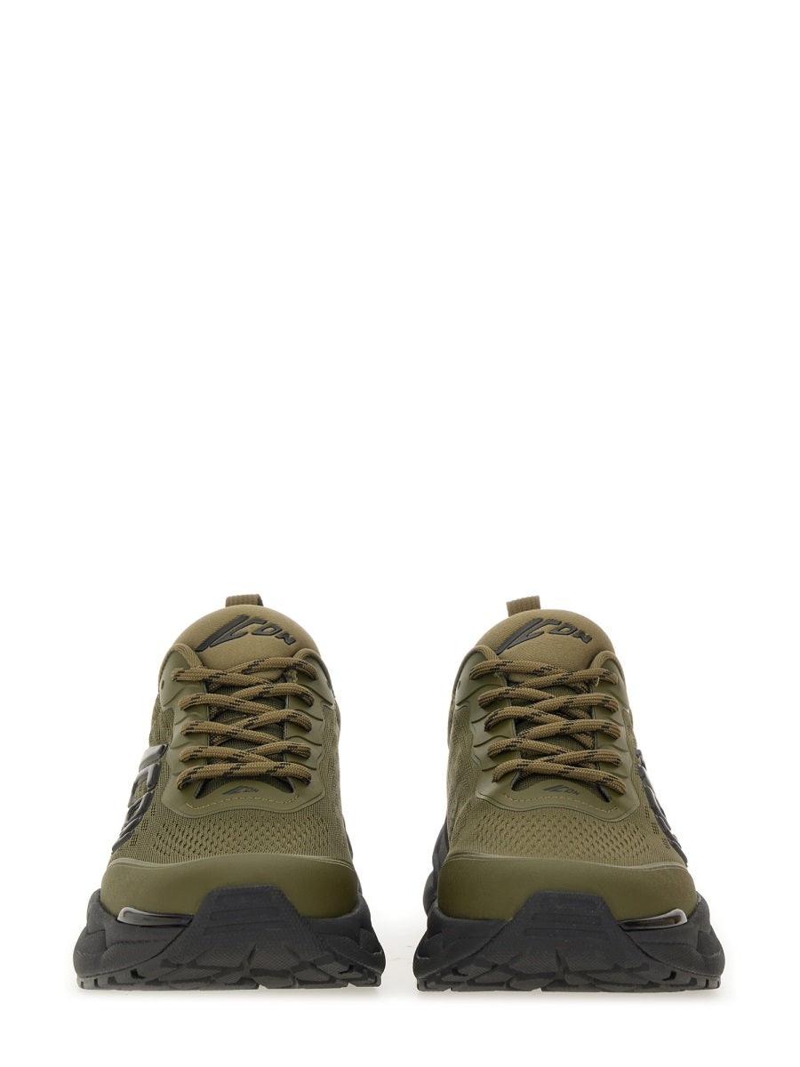 "FASTER" SNEAKER
