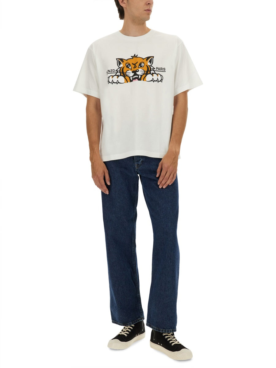 OVERSIZE FIT T-SHIRT