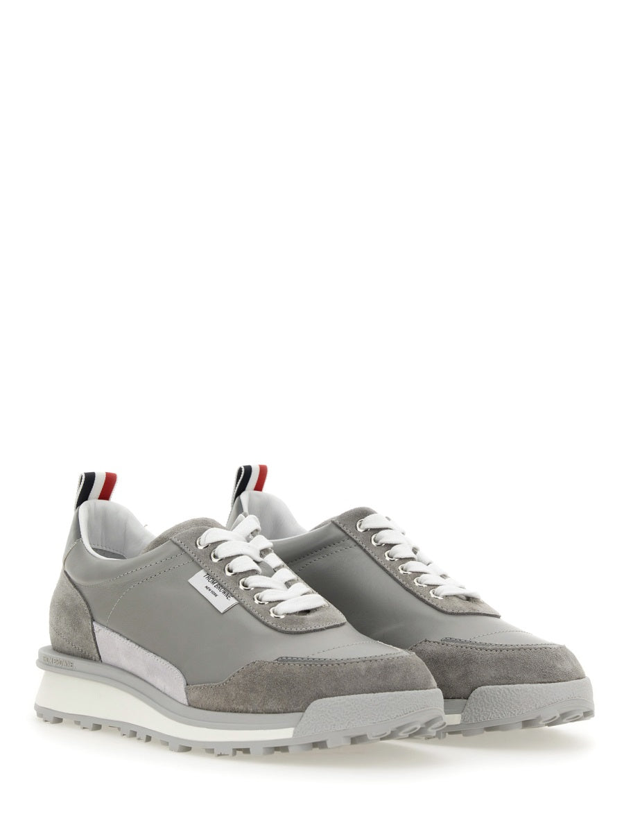 SNEAKER WITH LOGO