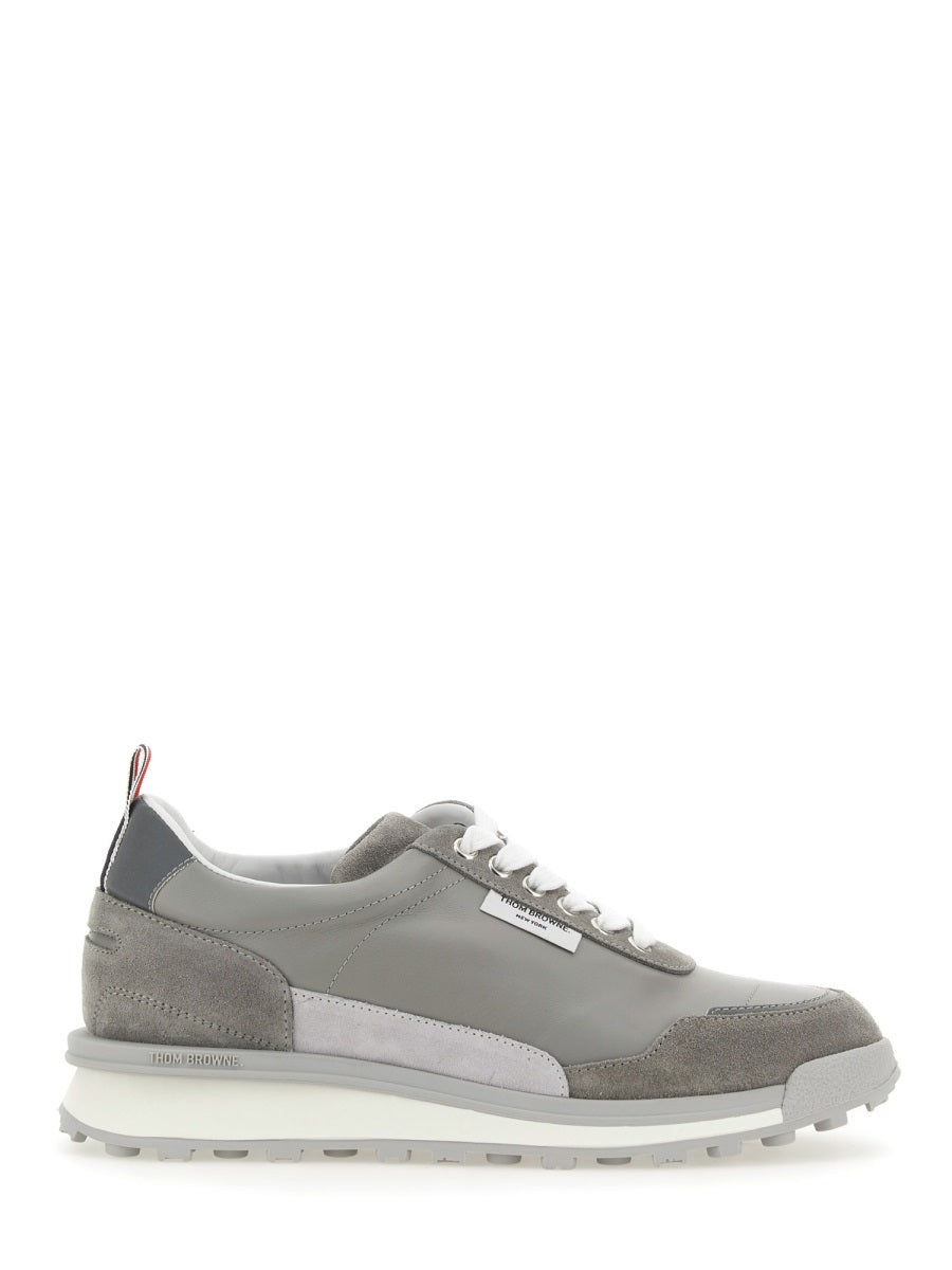 SNEAKER WITH LOGO