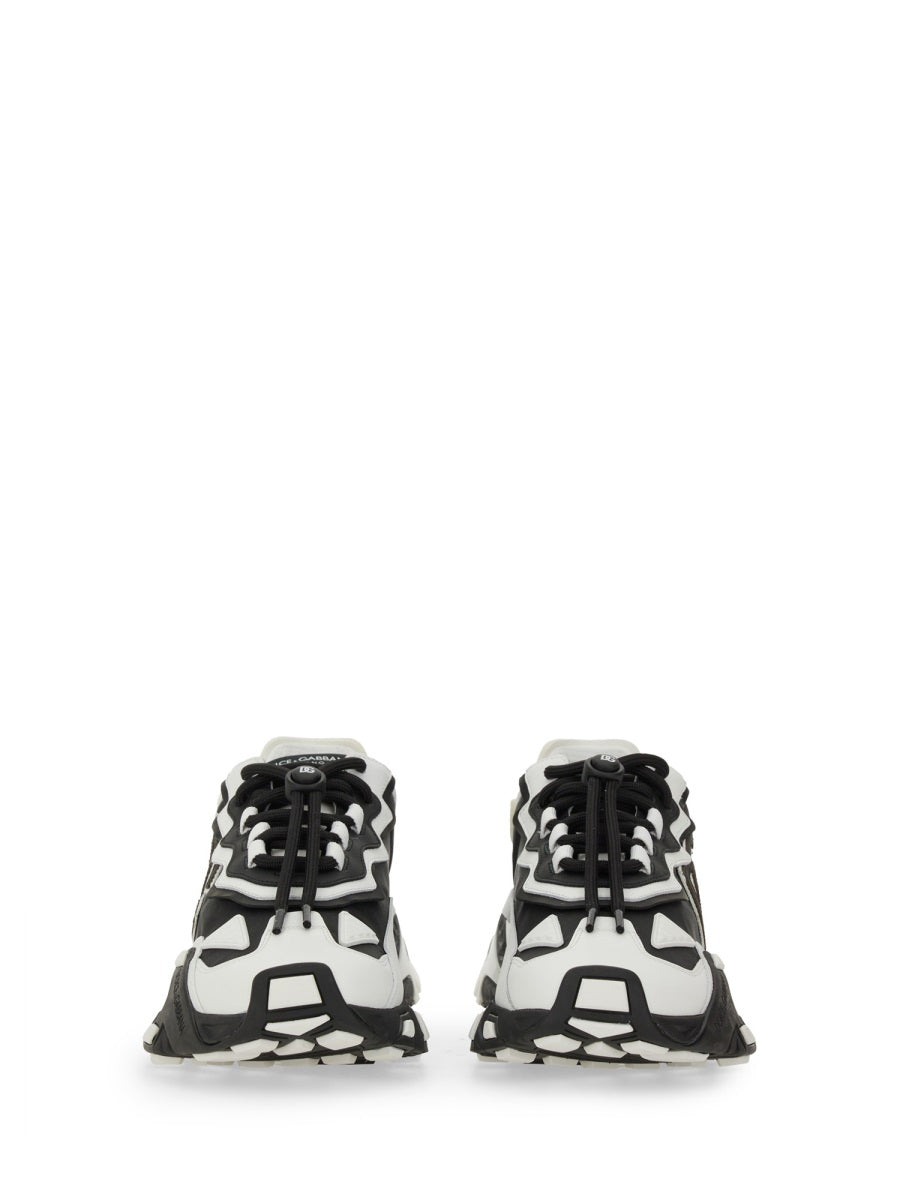 "DAY FASTER" SNEAKER