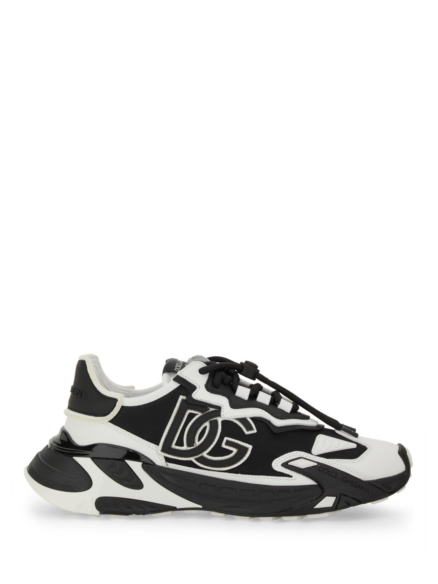 "DAY FASTER" SNEAKER